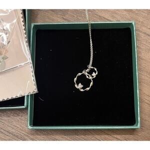 OLD RUBIN -NIB - Interlocking Circle Heart Necklace - Cubic Zirconia
